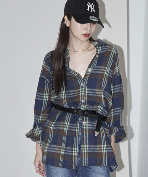 PUBLUX(パブリュクス)の「PUBLUX/パブリュクス オーバーサイズ チェックシャツ 限定展開(シャツ/ブラウス・レディース・ブラウン/ベージュ/オレンジ・フリ-)」の7枚目の写真