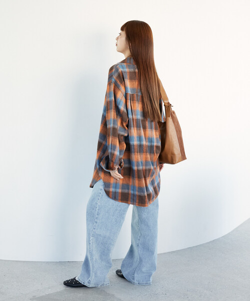 PUBLUX(パブリュクス)の「PUBLUX/パブリュクス オーバーサイズ チェックシャツ 限定展開(シャツ/ブラウス・レディース・ブラウン/ベージュ/オレンジ・フリ-)」の20枚目の写真