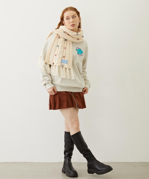 MILKFED.（ミルクフェド）の「CABLE KNIT STOLE（マフラー・レディース・オフホワイト/アッシュ/ブラック・ONE SIZE）」の8枚目の写真