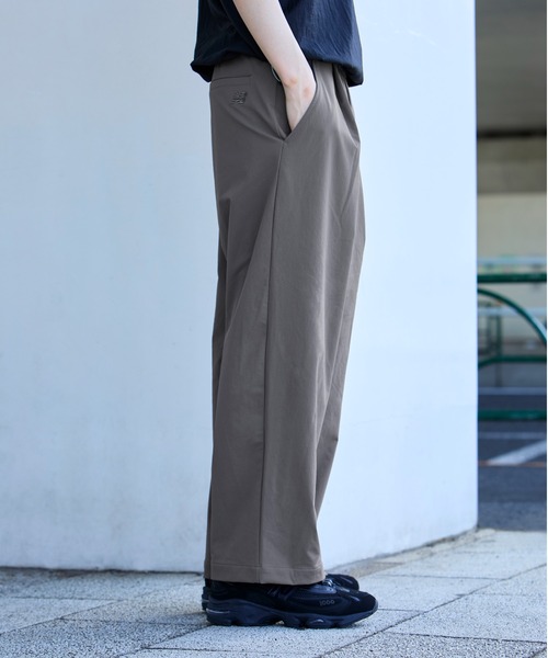 NB GREY ワイド パンツ（スラックス）｜New Balance