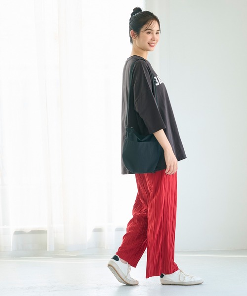 coca(coca)(コカ)の「ロゴビッグTシャツ(Tシャツ/カットソー・レディース・チャコール/ホワイト・S/M/L)」の18枚目の写真