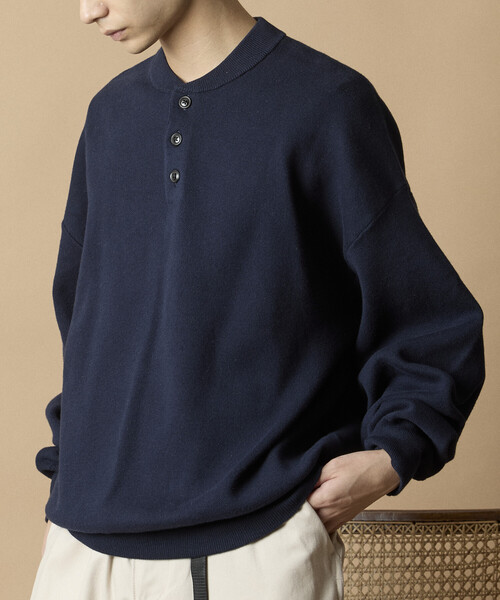 FREAK'S STORE（フリークスストア）の「限定展開 Relax Fit リラックスフィット スウェットライク ヘンリーネック ニット（ニット/セーター・メンズ・ブラック/ネイビー/チャコールグレー/アッシュグレー・MEDIUM/LARGE）」の4枚目の写真