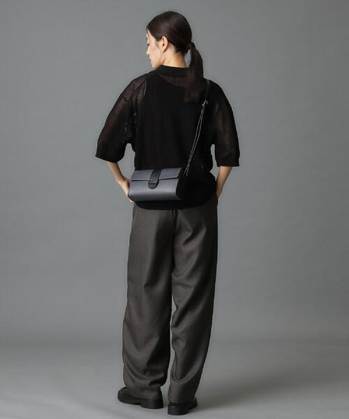 HIROKO HAYASHI(ヒロコハヤシ)の「PRATICO(プラティコ)ショルダーバッグ(ショルダーバッグ・レディース・チャコール・00)」の19枚目の写真