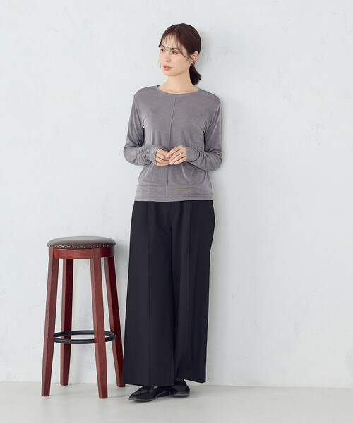 COMME CA ISM(コムサイズム)の「シャイニー クルーネックトップス(Tシャツ/カットソー・レディース・アイボリー/ブラック/グレー・MEDIUM/LARGE)」の22枚目の写真