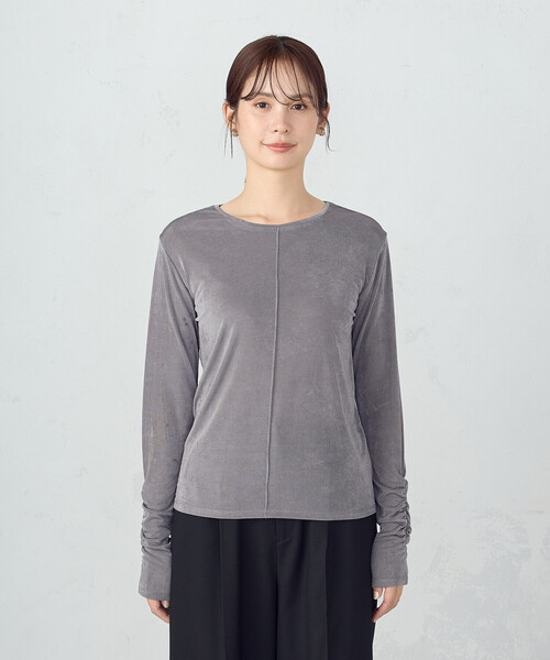 COMME CA ISM(コムサイズム)の「シャイニー クルーネックトップス(Tシャツ/カットソー・レディース・アイボリー/ブラック/グレー・MEDIUM/LARGE)」の9枚目の写真
