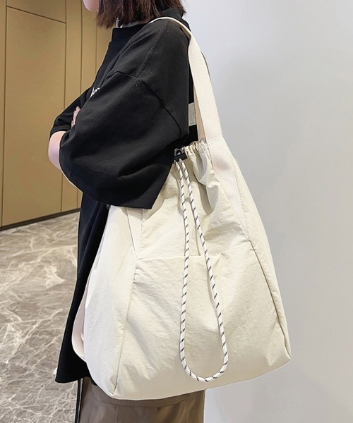 ONEP STAR(ワンピスター)の「ドローストリングトートリュック(トートバッグ・レディース・オフホワイト/ブラック/グリーン/パープル・FREE)」の8枚目の写真