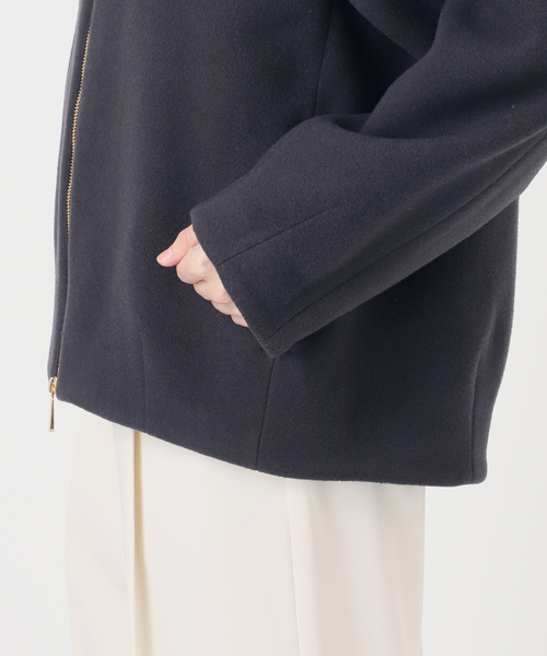 Noble（ノーブル）の「MTRレイズドネックジップコート（ノーカラー