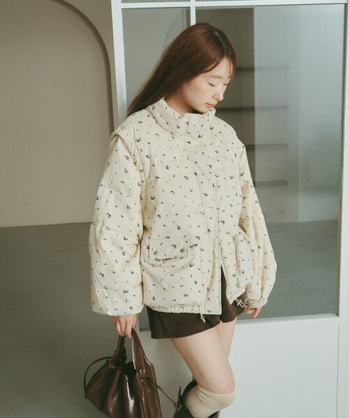 Kastane（カスタネ）の「【袖取り外し可/無地&花柄】コーデュロイ中綿ミドルジャケット（ダウンジャケット/コート・レディース・ネイビー/アイボリー/ホワイト系その他・FREE）」の10枚目の写真