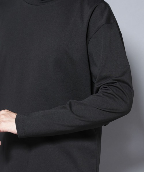 NANO universe（ナノユニバース）の「｢NJ/CLUB｣ ポンチタートルネック（Tシャツ/カットソー・メンズ・ブラック/ホワイト・L/M）」の4枚目の写真