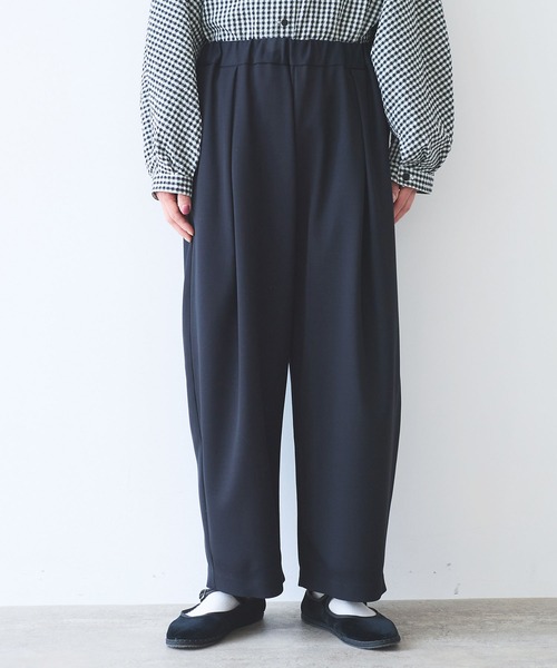 yuni(ユニ )の「レーヨンウール gum tack パンツ(その他パンツ・レディース・ネイビー/カーキ・FREE)」の1枚目の写真