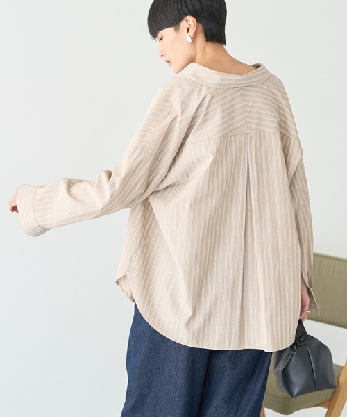 AMERICAN HOLIC(アメリカンホリック)の「抜け衿スキッパーシャツ(シャツ/ブラウス・レディース・ベージュ系その他2/ブルー系その他7/グレイッシュベージュ/オフホワイト・L/M)」の9枚目の写真