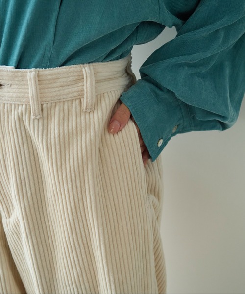 yuni（ユニ　）の「コットンコーデュロイ　バックゴムワイドパンツ（その他パンツ・レディース・ホワイト/ピンク/ブラック・M/S）」の15枚目の写真
