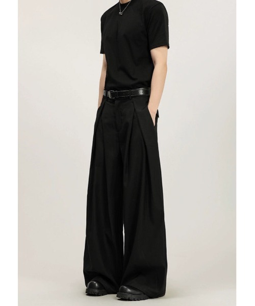 Otte（オッテ）の「フロントタックカーブシルエットパンツ（その他パンツ・メンズ・ブラック/アイボリー/ダークグレー・SMALL/MEDIUM/LARGE/X-LARGE）」の18枚目の写真
