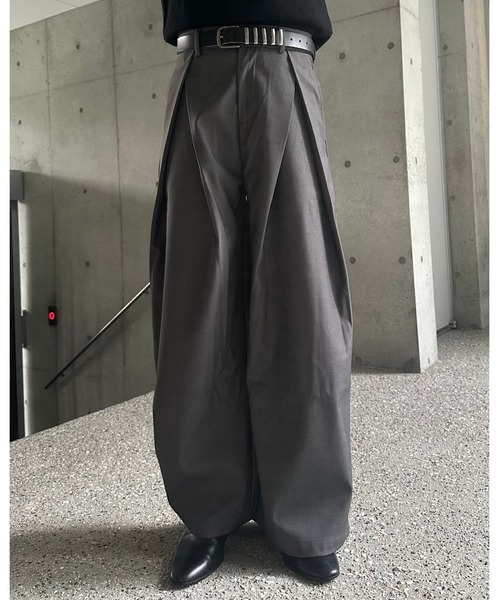Otte（オッテ）の「フロントタックカーブシルエットパンツ（その他パンツ・メンズ・ブラック/アイボリー/ダークグレー・SMALL/MEDIUM/LARGE/X-LARGE）」の14枚目の写真
