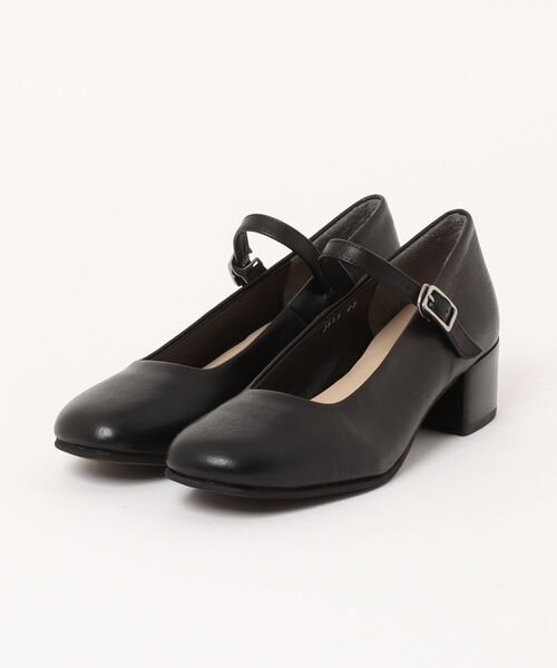 MARGARET HOWELL idea(マーガレット・ハウエルアイデア)の「スクエアトゥストラップパンプス(パンプス・レディース・ブラック/ブラック系その他・22.5cm/23.0cm/24.0cm/24.5cm/23.5cm/22.0cm)」の1枚目の写真