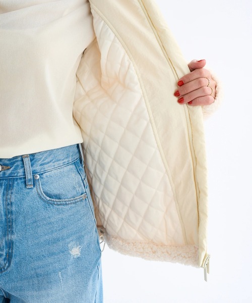 ROXY（ロキシー）の「BELLIS BOA JACKET/ロキシー撥水加工モコモコボアジャケット・ブルゾン（ブルゾン・レディース・コーラル/ブラック/ナチュラル/ブラウン/グリーン・SMALL/MEDIUM/LARGE）」の17枚目の写真