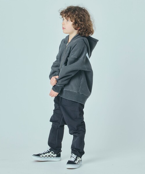 Smoothy（スムージー）の「SMOOTHY / ピグメント ジップ パーカー 2025FW（110～160cm）（パーカー・キッズ・オレンジ/ブラック・MEDIUM/X-LARGE/LARGE）」の5枚目の写真