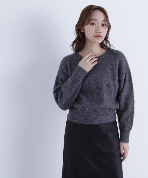 NATURAL BEAUTY BASIC(ナチュラルビューティーベーシック)の「◇スパンコールフェザーニット(ニット/セーター・レディース・ピンク/ベージュ/チャコールグレー・FREE)」の6枚目の写真