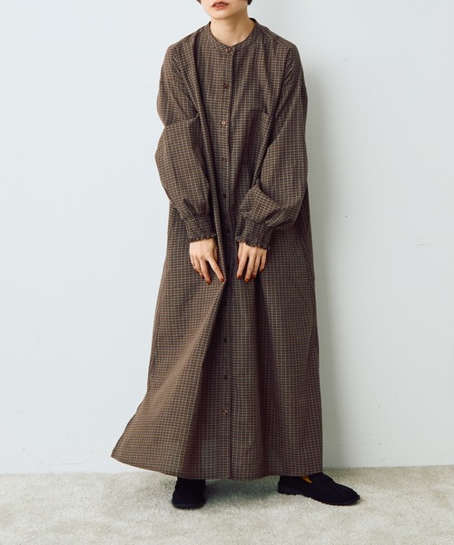 Crisp（クリスプ）の「チェックシャツワンピース（シャツワンピース・レディース・ブラウン/ベージュ・FREE）」の2枚目の写真