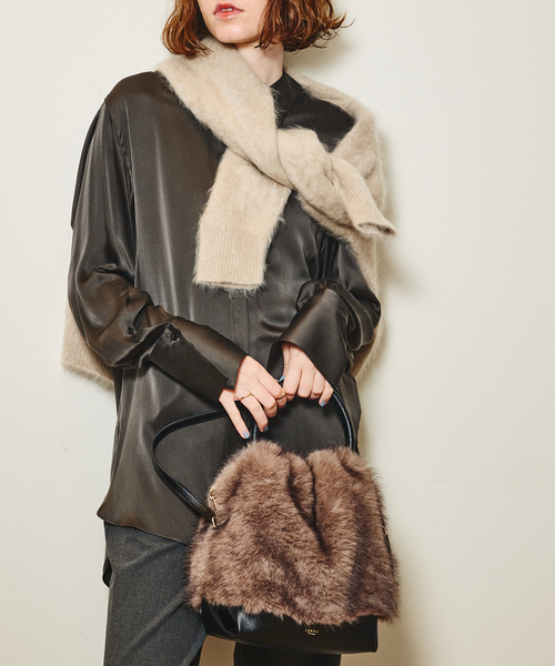 LOWELL things（ロウェル　シングス）の「Linfa/ファー2WAYショルダー（ショルダーバッグ・レディース・アイボリー/ブラウン/モカ・フリー）」の8枚目の写真