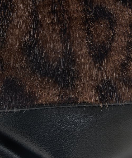 LOWELL things（ロウェル　シングス）の「Linfa/ファー2WAYショルダー（ショルダーバッグ・レディース・アイボリー/ブラウン/モカ・フリー）」の16枚目の写真