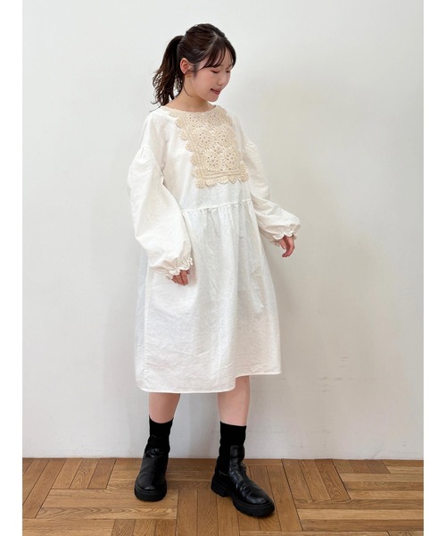 Samansa Mos2（サマンサ モスモス）の「【WEB限定】胸元レース貼りチュニック（シャツ/ブラウス・レディース・キナリ/ブラック・F）」の21枚目の写真