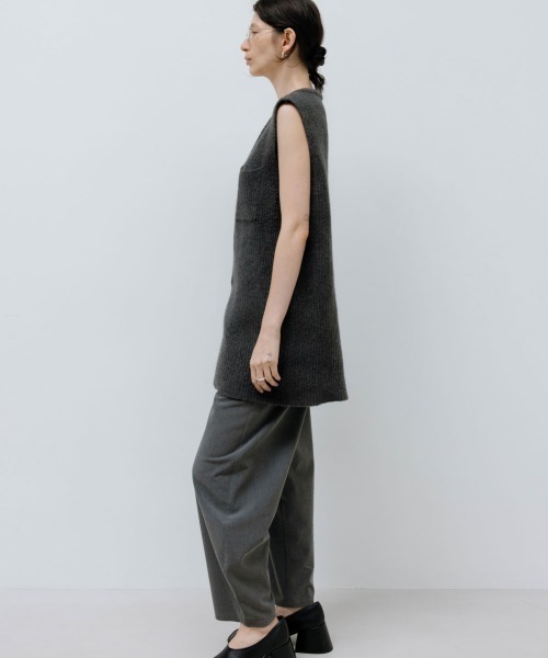 Studio Doe（スタジオドー）の「Studio Doe X-silhouette Knitted Vest（ベスト・レディース・グレー・SMALL）」の4枚目の写真