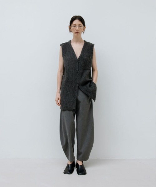 Studio Doe（スタジオドー）の「Studio Doe X-silhouette Knitted Vest（ベスト・レディース・グレー・SMALL）」の2枚目の写真