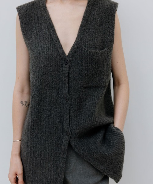 Studio Doe（スタジオドー）の「Studio Doe X-silhouette Knitted Vest（ベスト・レディース・グレー・SMALL）」の6枚目の写真
