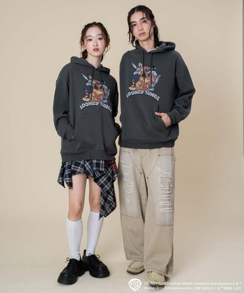 Looney Tunes（ルーニーテューンズ）の「WEGO/LOONEYTUNESグラフィックプルパーカー（パーカー・メンズ・ホワイト/スミクロ・MEDIUM/LARGE）」の9枚目の写真