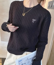 【ZOZOTOWN限定】リボン刺繍入りクルーネックニット
