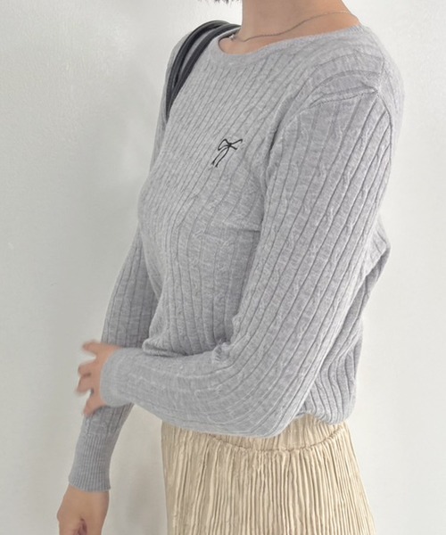 frunco(フランコ)の「【ZOZOTOWN限定】リボン刺繍入りクルーネックニット(ニット/セーター・レディース・ネイビー/イエロー/グレー/ホワイト/ブラック・FREE)」の18枚目の写真
