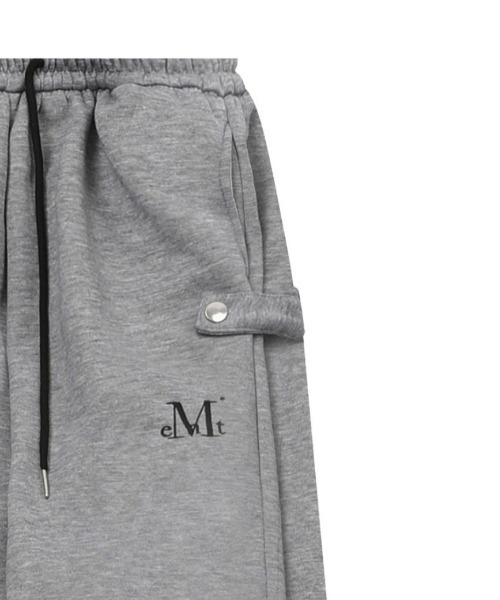 MUCENT（ムセント）の「A'GEM/9 × .kom 『MUCENT/ムーセント』 WEIR SIDE BUTTON SWEAT PANTS/ウィアーサイドボタンスウェットパンツ（スウェットパンツ・レディース・グレー/ブラック・FREE）」の9枚目の写真
