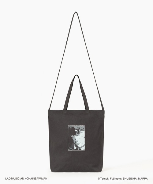 LAD MUSICIAN（ラッドミュージシャン）の「LAD MUSICIAN / CHAINSAW MAN TOTE BAG（トートバッグ・メンズ・ボルドー/チャコール/ブラック・FREE）」の2枚目の写真