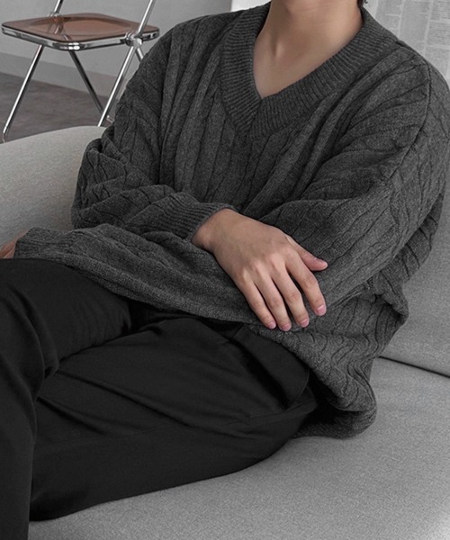 NOWLE（ノウル）の「【NOWLE】ケーブル編み Vネック プルオーバー ニット（ニット/セーター・メンズ・グレー/ダークブルー/ブラック・MEDIUM/LARGE/X-LARGE）」の20枚目の写真