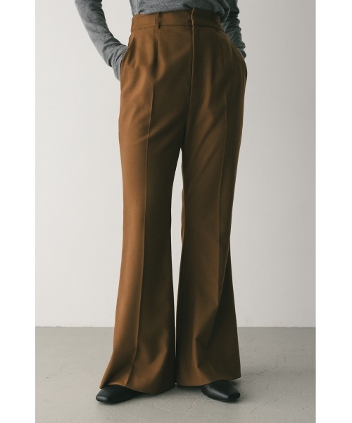 STYLEMIXER(スタイルミキサー)の「センタープレスフレアパンツ(その他パンツ・レディース・ブラック/グレー/ブラウン・SMALL/MEDIUM)」の1枚目の写真