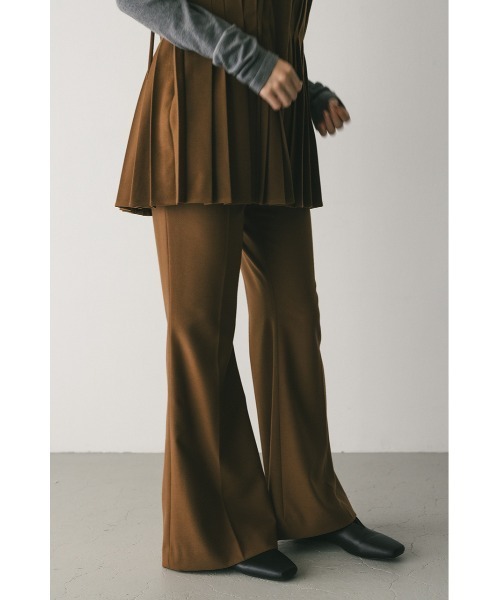 STYLEMIXER(スタイルミキサー)の「センタープレスフレアパンツ(その他パンツ・レディース・ブラック/グレー/ブラウン・SMALL/MEDIUM)」の17枚目の写真