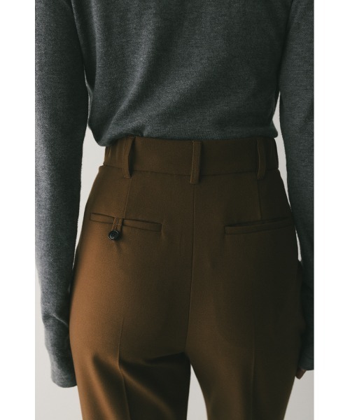 STYLEMIXER(スタイルミキサー)の「センタープレスフレアパンツ(その他パンツ・レディース・ブラック/グレー/ブラウン・SMALL/MEDIUM)」の22枚目の写真