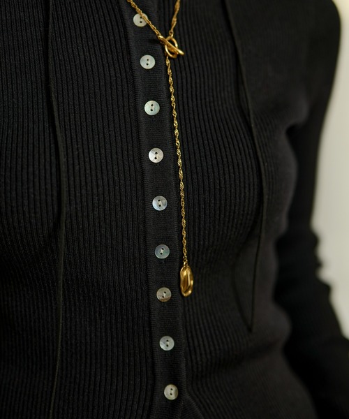 LAULEN（ローレン）の「many button rib knit cardigan /メニーボタンリブニットカーディガン（カーディガン/ボレロ・レディース・ネイビー/ブラック・FREE）」の16枚目の写真