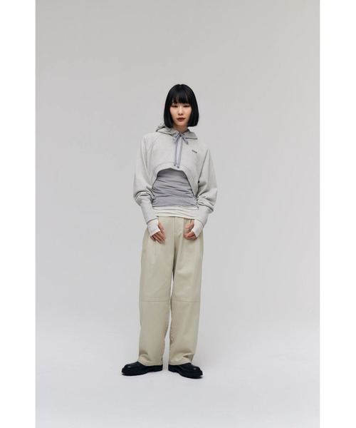 FELICITY(フェリシティ)の「Two Face Tuck Pants(その他パンツ・レディース・アイボリー/ブラウン/ネイビー・1/2)」の5枚目の写真
