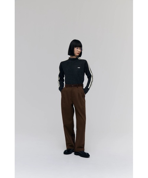 FELICITY(フェリシティ)の「Two Face Tuck Pants(その他パンツ・レディース・アイボリー/ブラウン/ネイビー・1/2)」の21枚目の写真