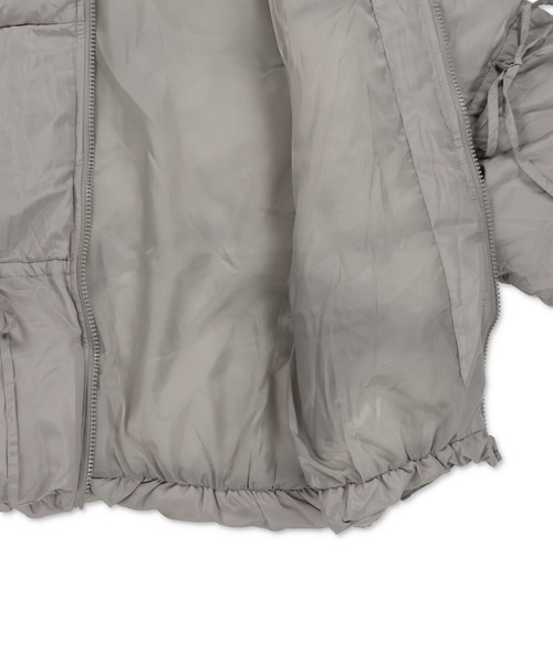 SPINNS（スピンズ）の「リボンで甘さ盛り！ふんわりガーリー中綿ジャケット（ダウンジャケット/コート・レディース・ブラック/アイボリー/グレー・ONESIZE）」の19枚目の写真