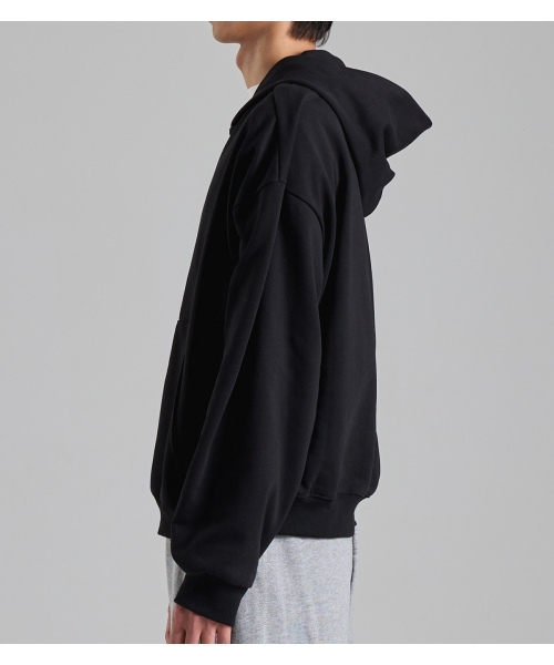 BUTTON SEOUL(ボタンソウル)の「ラウンドポケットミニマルフードジップアップ(ブラック)(パーカー・メンズ・その他・MEDIUM/LARGE/X-LARGE)」の4枚目の写真