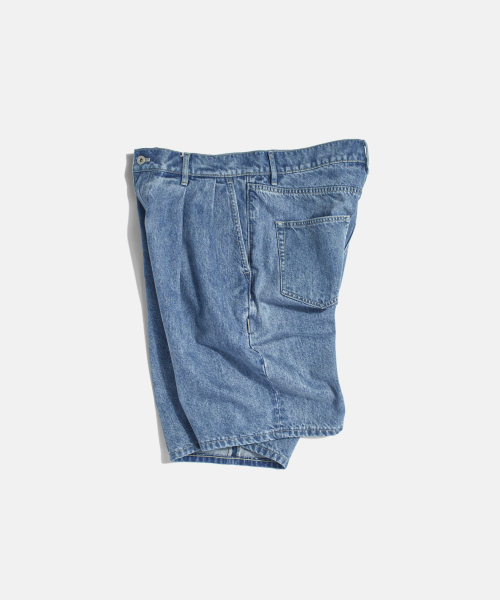 ESPIONAGE（エスピオナジ）の「Double Pleats Denim Shorts Light Indigo（その他パンツ・レディース・その他・LARGE/X-LARGE/MEDIUM）」の3枚目の写真
