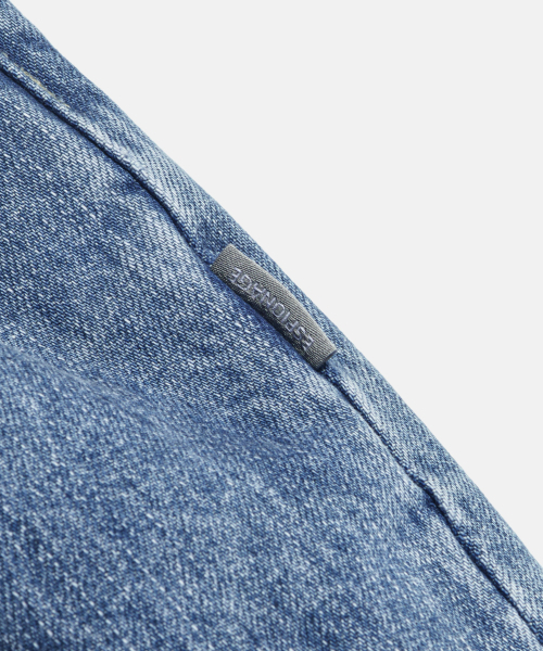 ESPIONAGE（エスピオナジ）の「Double Pleats Denim Shorts Light Indigo（その他パンツ・レディース・その他・LARGE/X-LARGE/MEDIUM）」の8枚目の写真