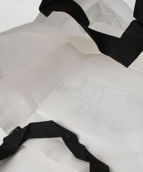 THE NORTH FACE（ザノースフェイス）の「【THE NORTH FACE/ザノースフェイス】ショッパーバッグL(SHOPPER　BAG　L）（エコバッグ/サブバッグ・レディース・ホワイト・ONESIZE）」の21枚目の写真