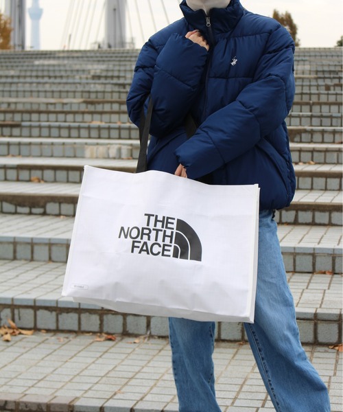 THE NORTH FACE（ザノースフェイス）の「【THE NORTH FACE/ザノースフェイス】ショッパーバッグL(SHOPPER　BAG　L）（エコバッグ/サブバッグ・レディース・ホワイト・ONESIZE）」の14枚目の写真