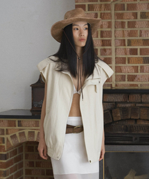 HIGH NECKED OVERSIZED VEST CREAM