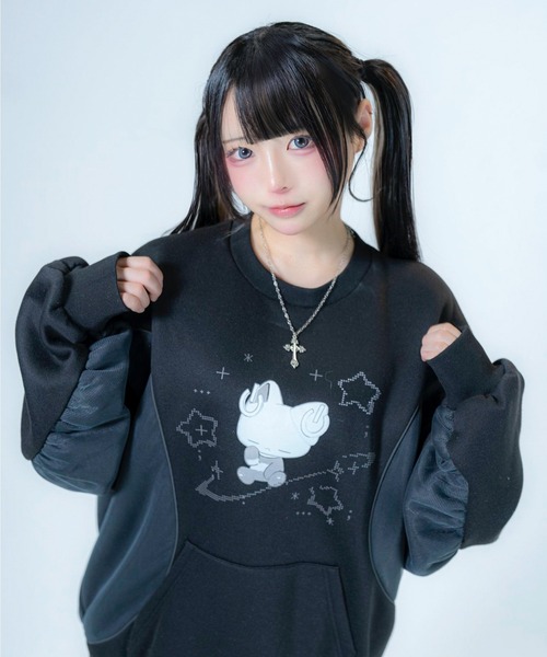Re:CRYPT(リクリプト)の「切り替えクルーネックプリントスウェット / 裏起毛 オーバーサイズ アシンメトリー プルオーバー(スウェット・レディース・ブラック/グレー・F)」の2枚目の写真