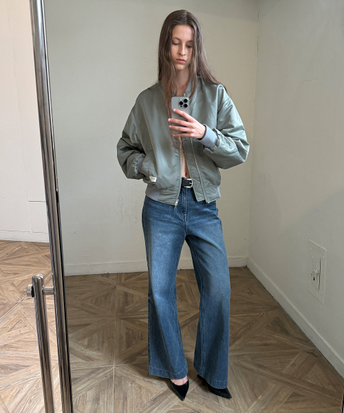 EN OR(エンオール)の「SHIRRING BOMBER JUMPER - KHAKI(ブルゾン・レディース・その他・FREE)」の2枚目の写真